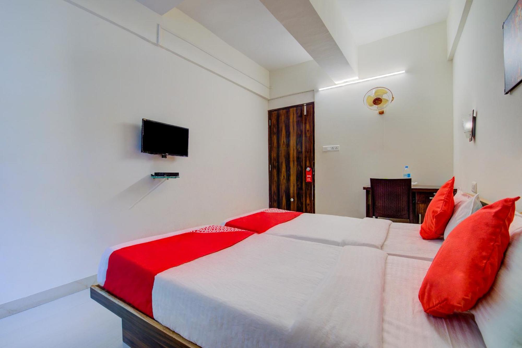 Hotel O Sairaj Lodge Meribel Village Екстер'єр фото