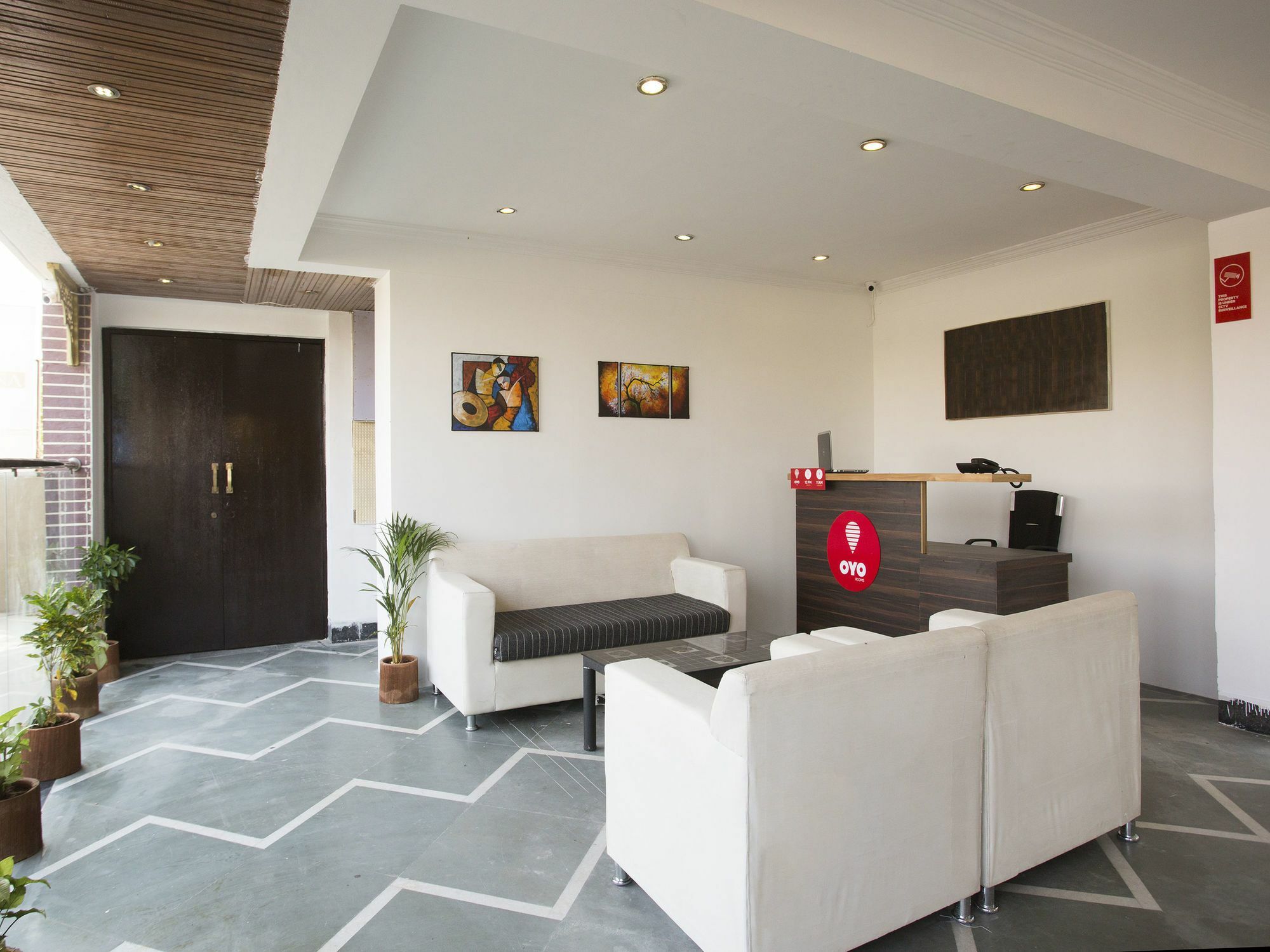 Hotel O Sairaj Lodge Meribel Village Екстер'єр фото
