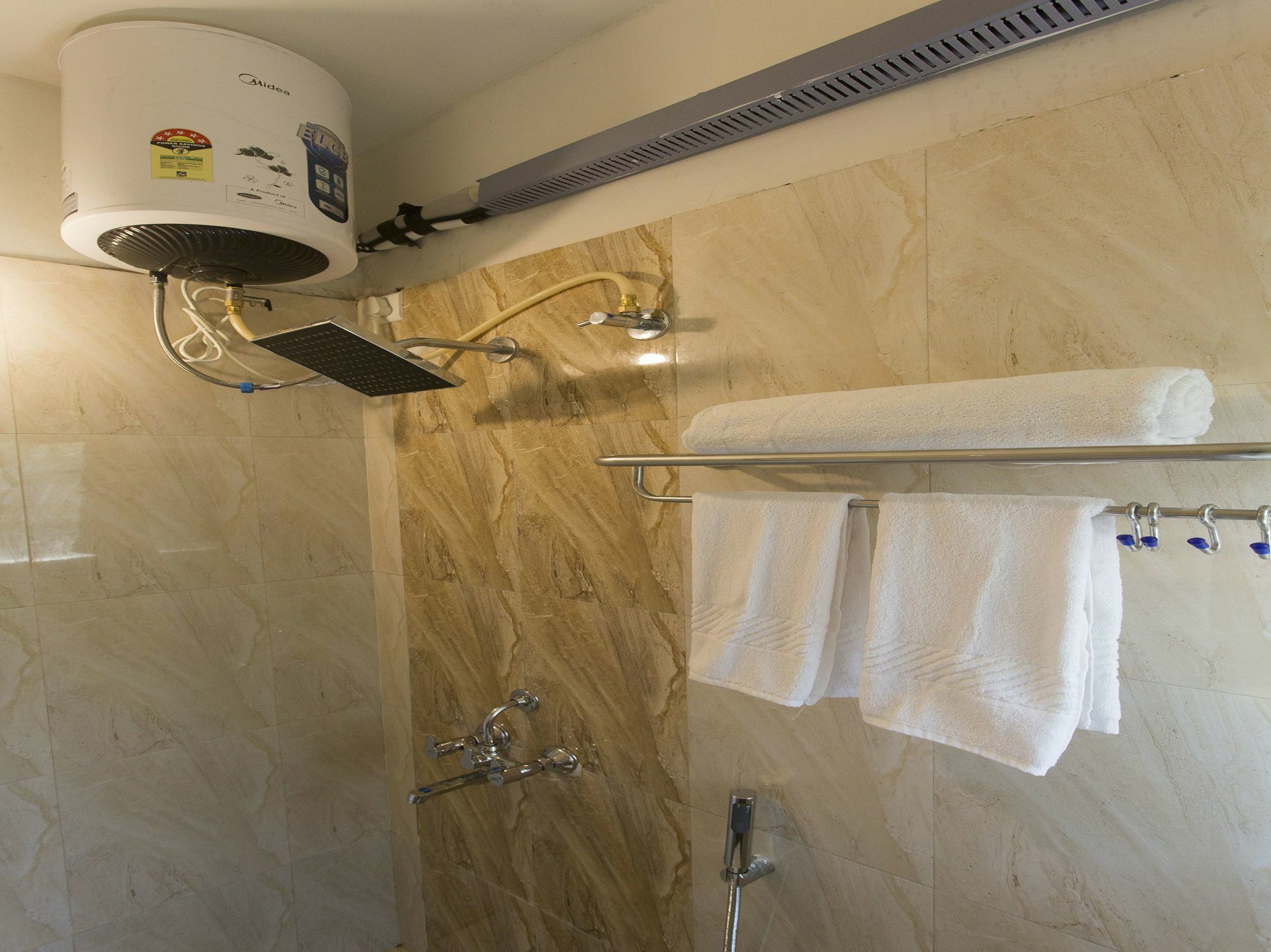 Hotel O Sairaj Lodge Meribel Village Екстер'єр фото
